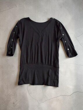 White House Black Market Black Buttoned 3/4 Sleeve Top Size XXS